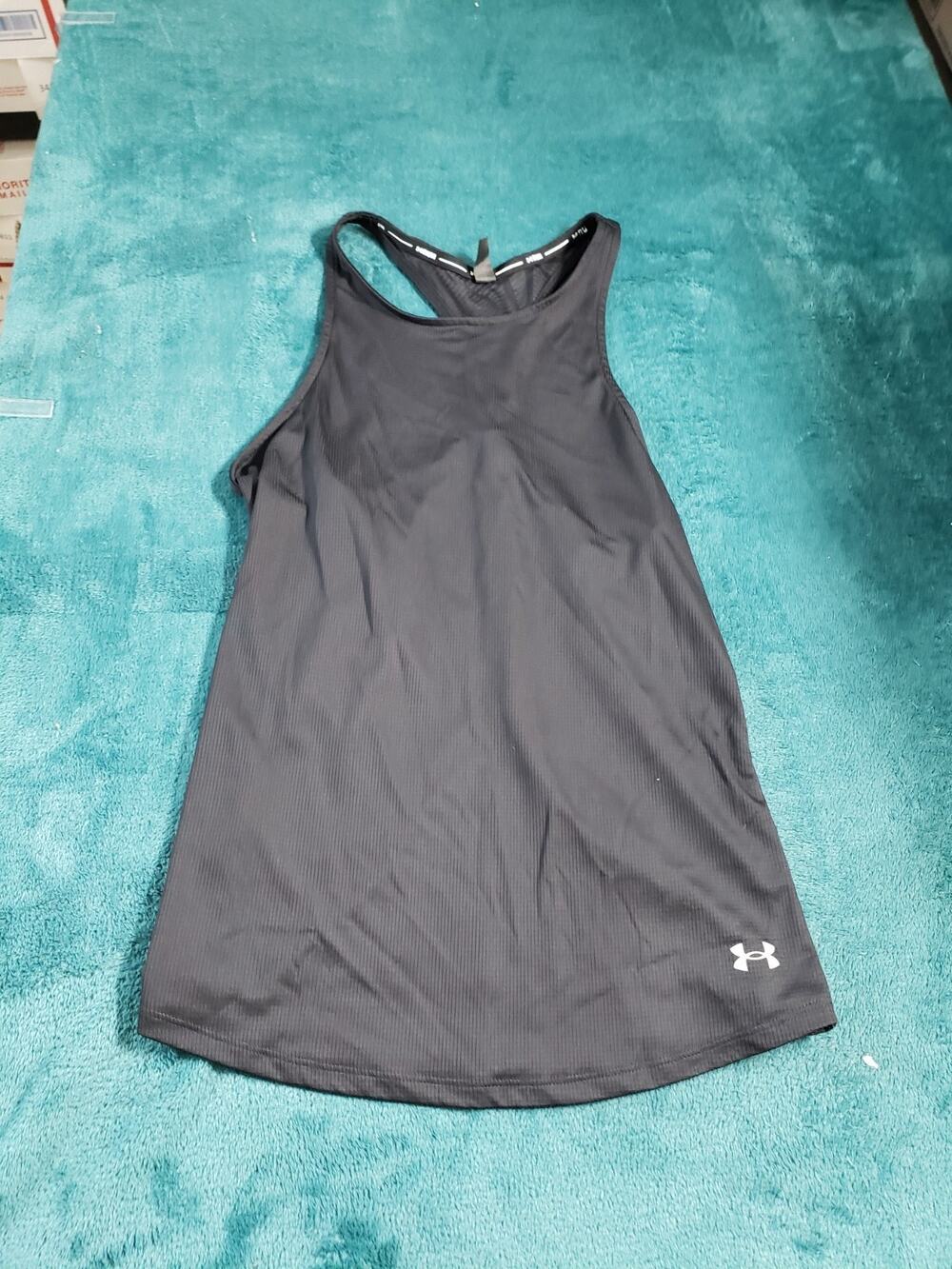 Under Armour Top Size Extra Small Women Black Run Performance Sleeveless Running